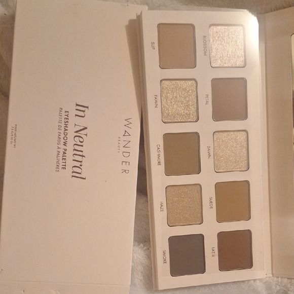 Wander Beauty Other - Wander Beauty Cream and Brown Eyeshadow Palette